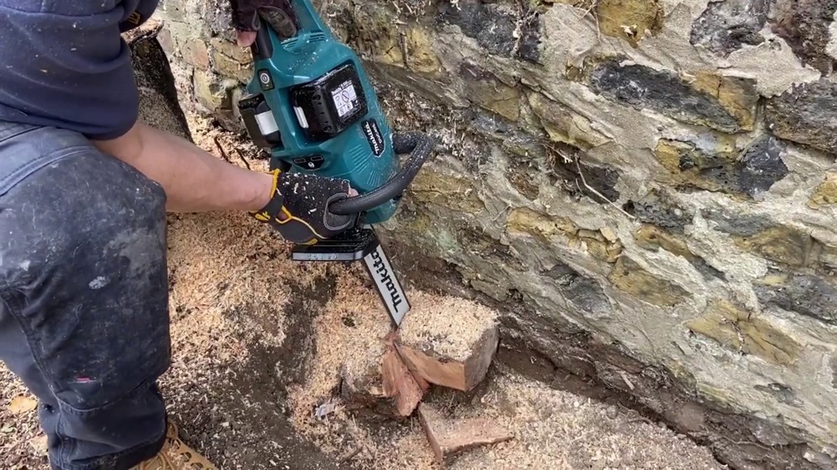Makita Akülü Ağaç Motoru 400MM Brushless 18VX2 Lityum (Sadece Alet)