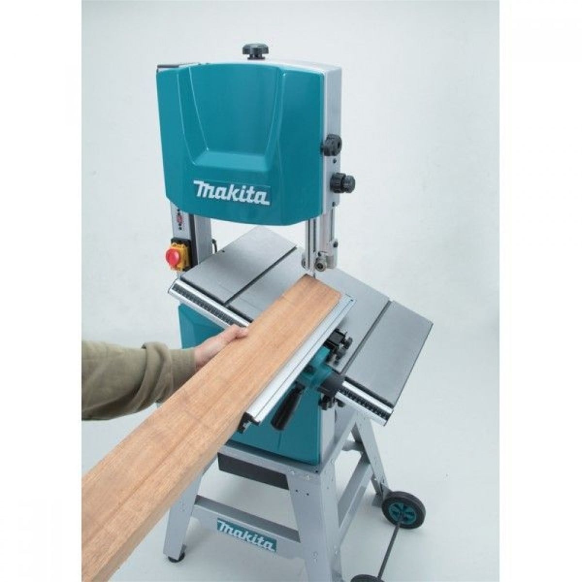 Makita Şerit Testere 900W 165-305MM