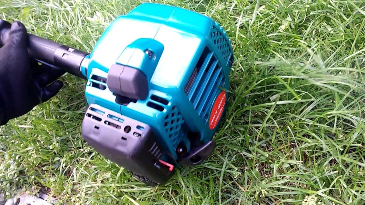 Makita Tırpan Sicim Benzinli 25CC