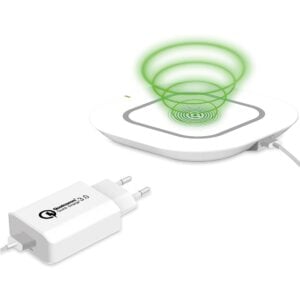 CELLY Kablosuz Şarj Aleti Fast Charge WLKIT3IN1WH beyaz