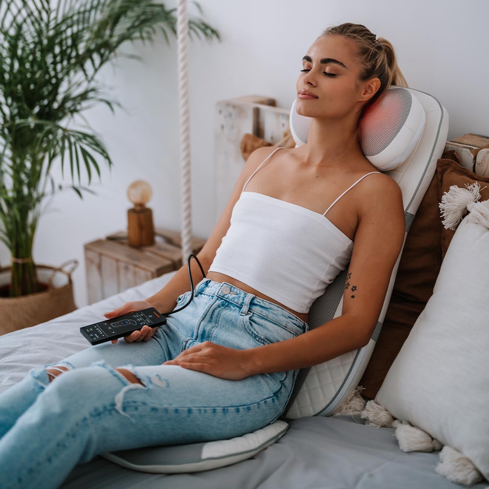 Massage Seat Cover MEDIVON Luna white