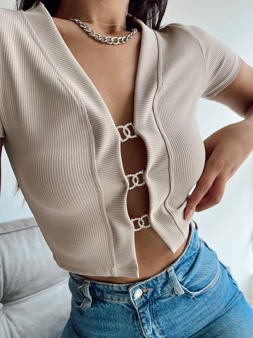 Toka Detay Krem Crop