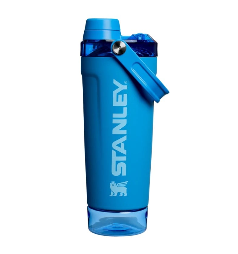 Stanley The Vitalize Shaker Bottle 0.59l / 20oz - Azure