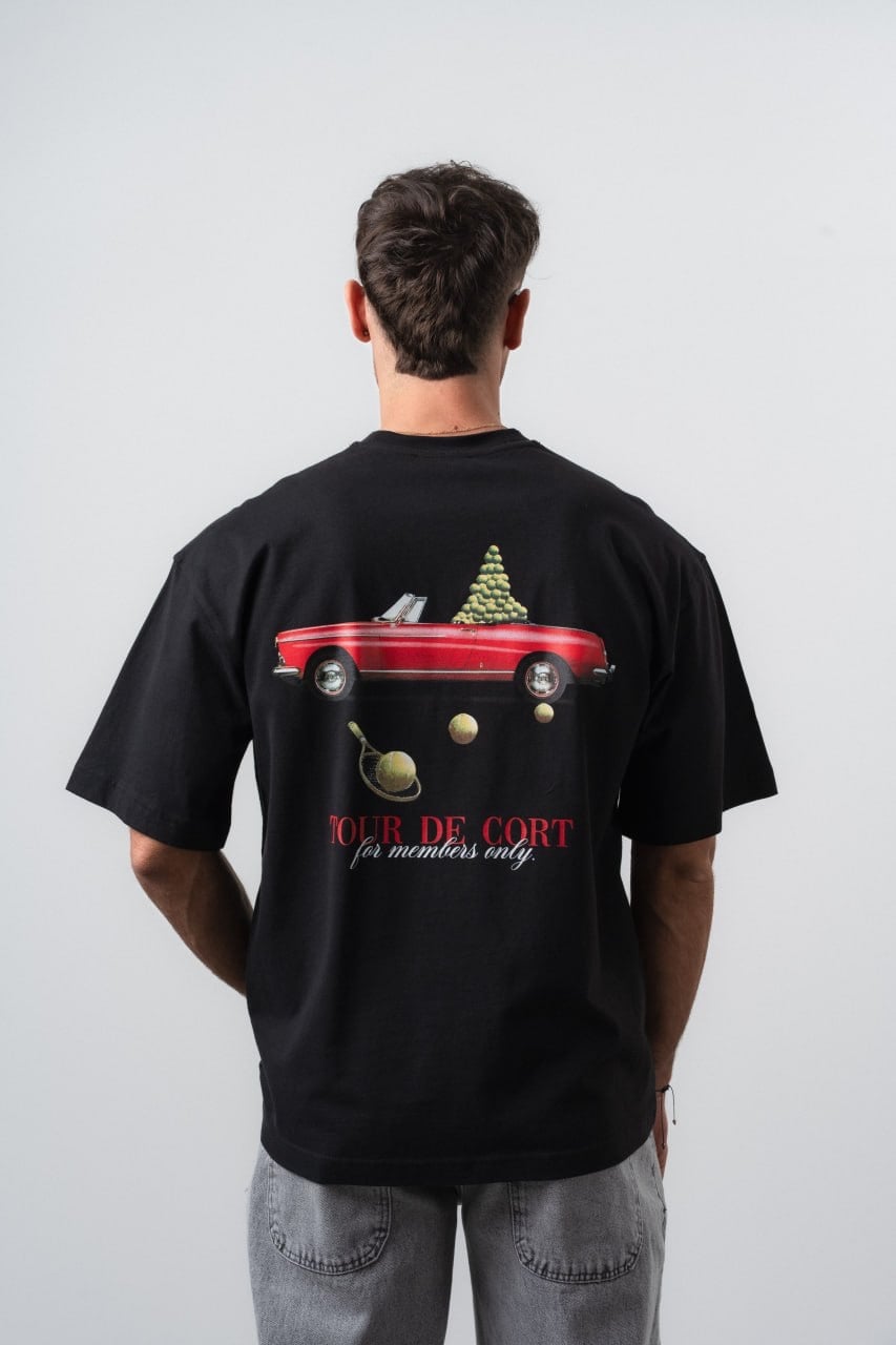 Kirmizi Araba Baski Siyah Tshirt